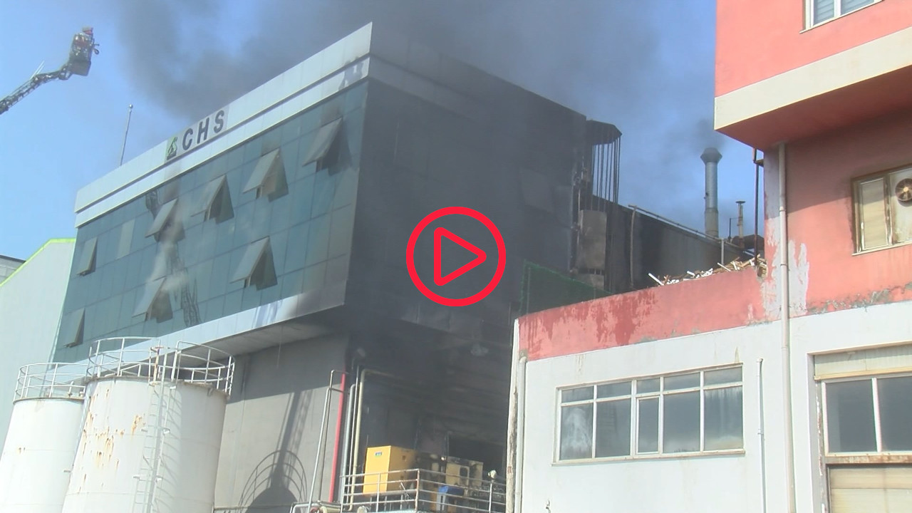 Tuzla'da endüstriyel yağ fabrikasında yangın