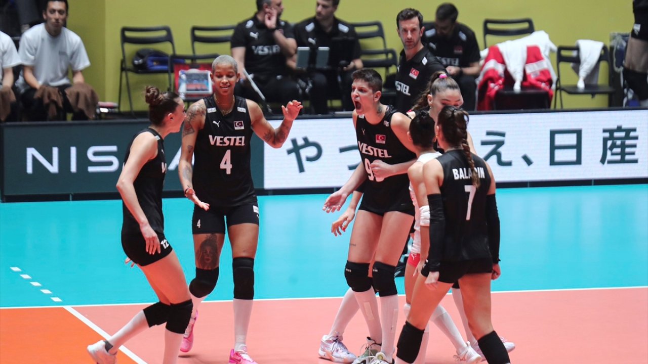Türkiye A Milli Kadın Voleybol Takımı, 2024 Paris Olimpiyat Oyunları'na katılmayı garantiledi