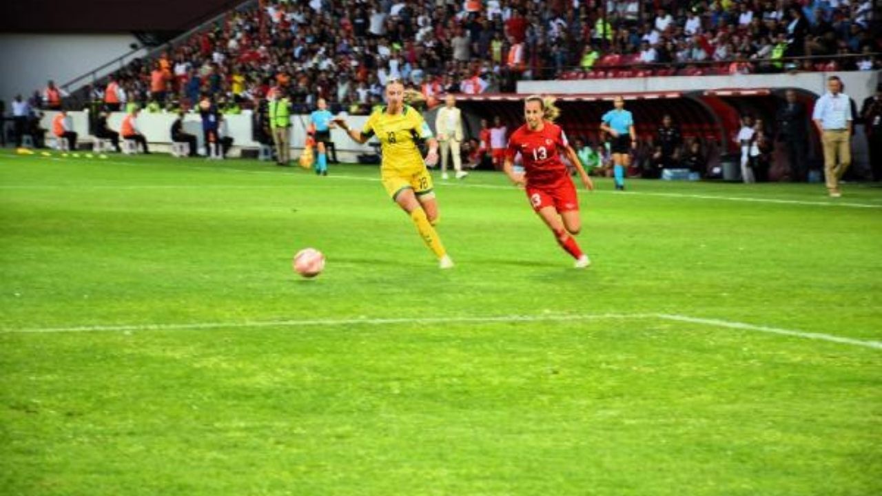 Türkiye Kadın Futbol Takımı, Litvanya'yı 2-0 yendi