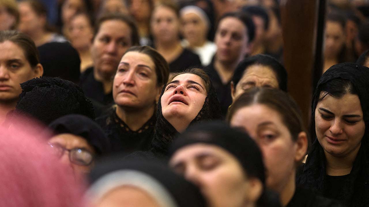 Musul'daki yangının ardından yas, öfke ve cenaze töreni: 'Tanrı'nın bununla hiçbir ilgisi yok'