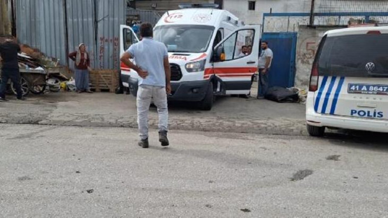 Kocaeli'de iş cinayeti: Geri dönüşüm deposunda hurda altında kalan işçi öldü