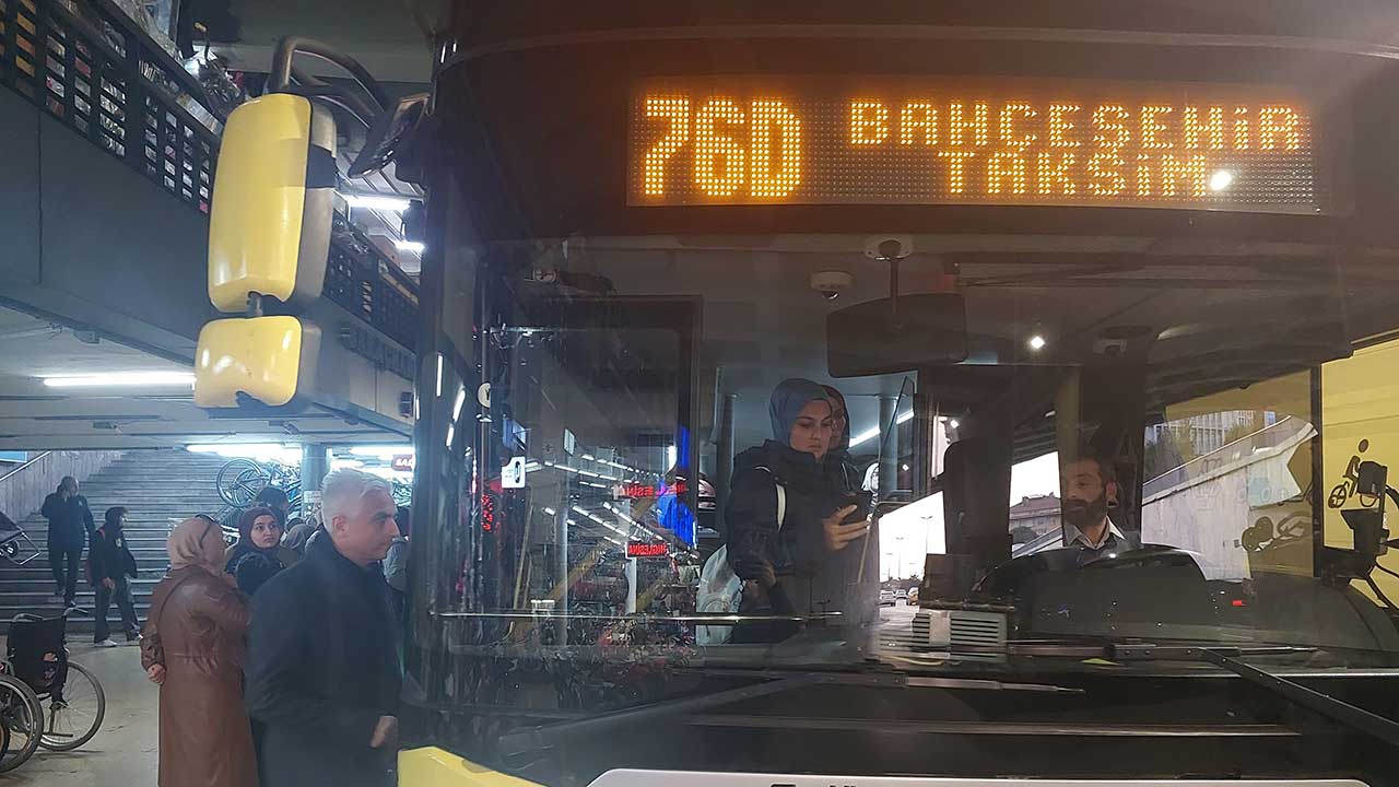 İstanbul'da gece saatlerindeki otobüs seferlerinin sayısı artırıldı
