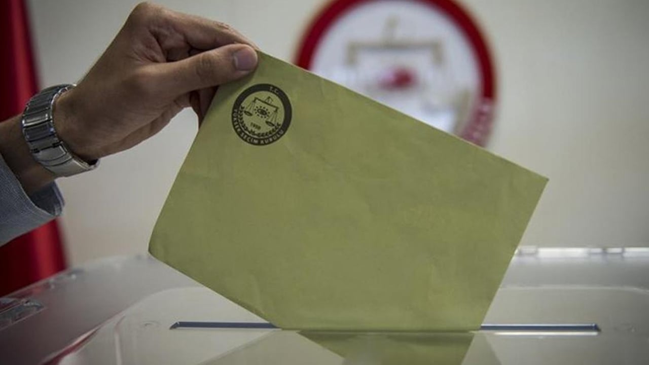 Türkiye yarın sandık başına gidiyor: İl il oy verme saatleri, seçim günü yasakları...
