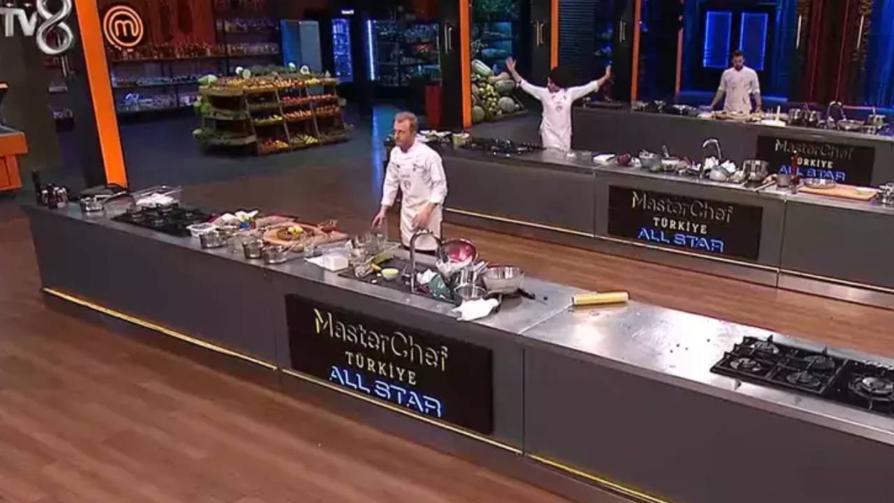 MasterChef All Star'da talihsiz olay: Tabağından streç çıktı, finale veda etmesine neden oldu