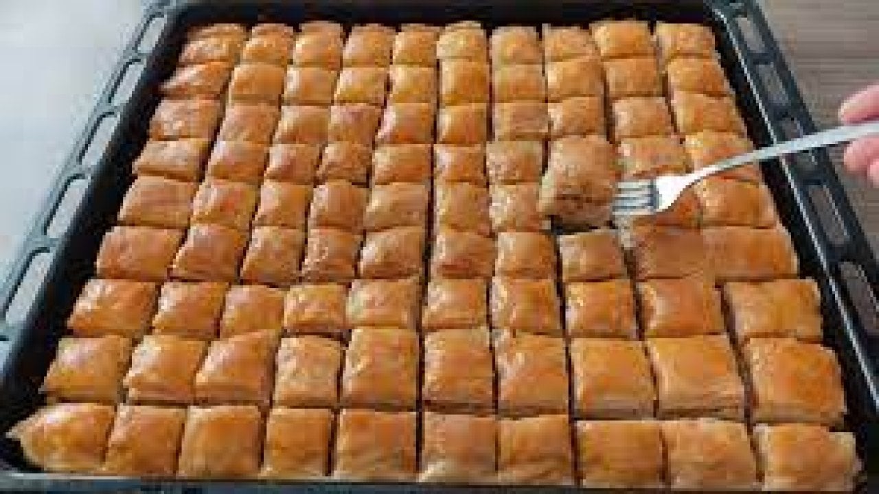 Çıtırtısı komşudan duyuluyor... Gevrek baklava yapmanın tek yöntemi