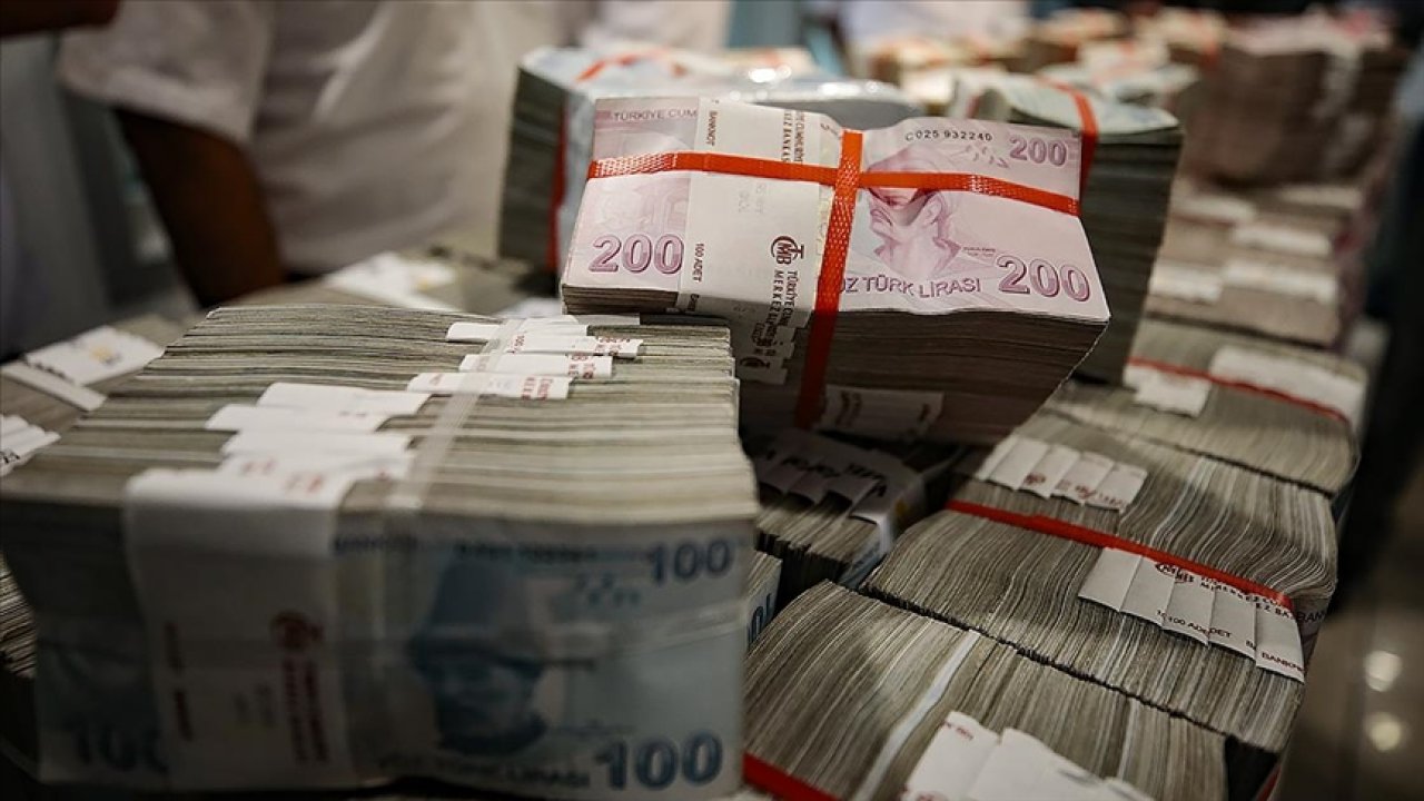 Bankalar deprem yılında kasayı doldurdu: Yıllık kârları 500 milyar lirayla rekor kırdı