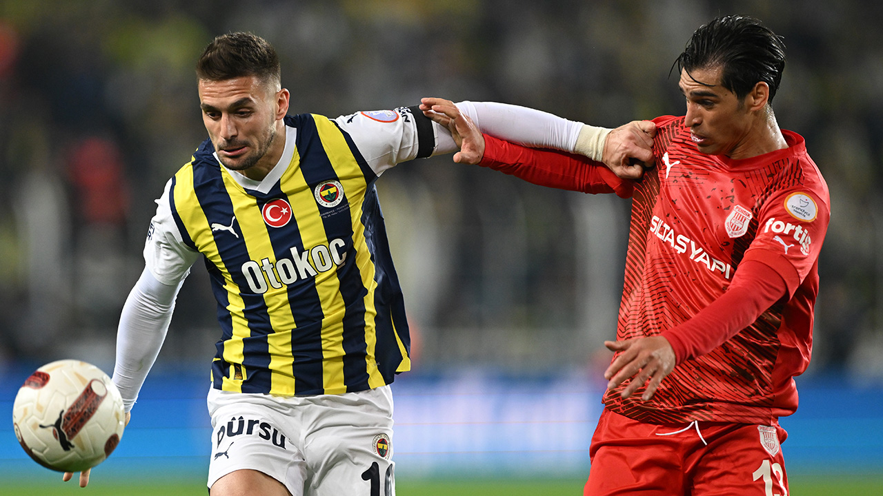 Fenerbahçe, dört golle Pendikspor'u geçti