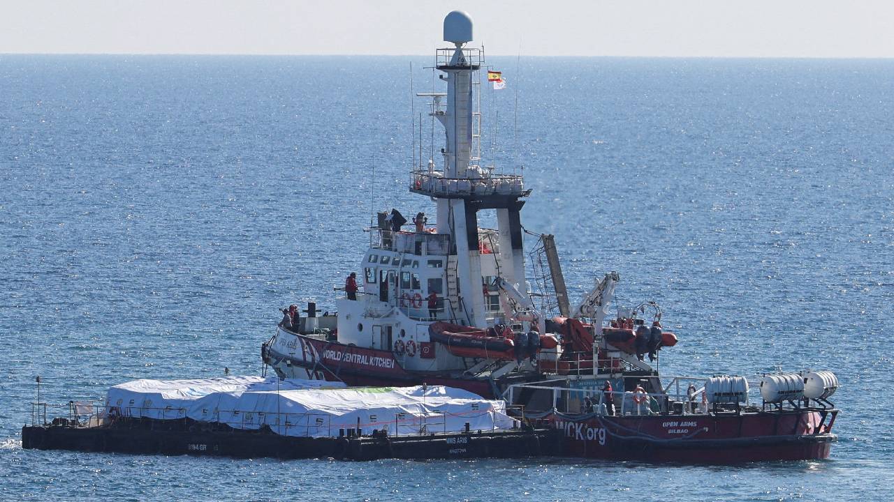 AB'nin Gazze'ye deniz koridoru projesi: İlk yardım gemisi Güney Kıbrıs'tan yola çıktı