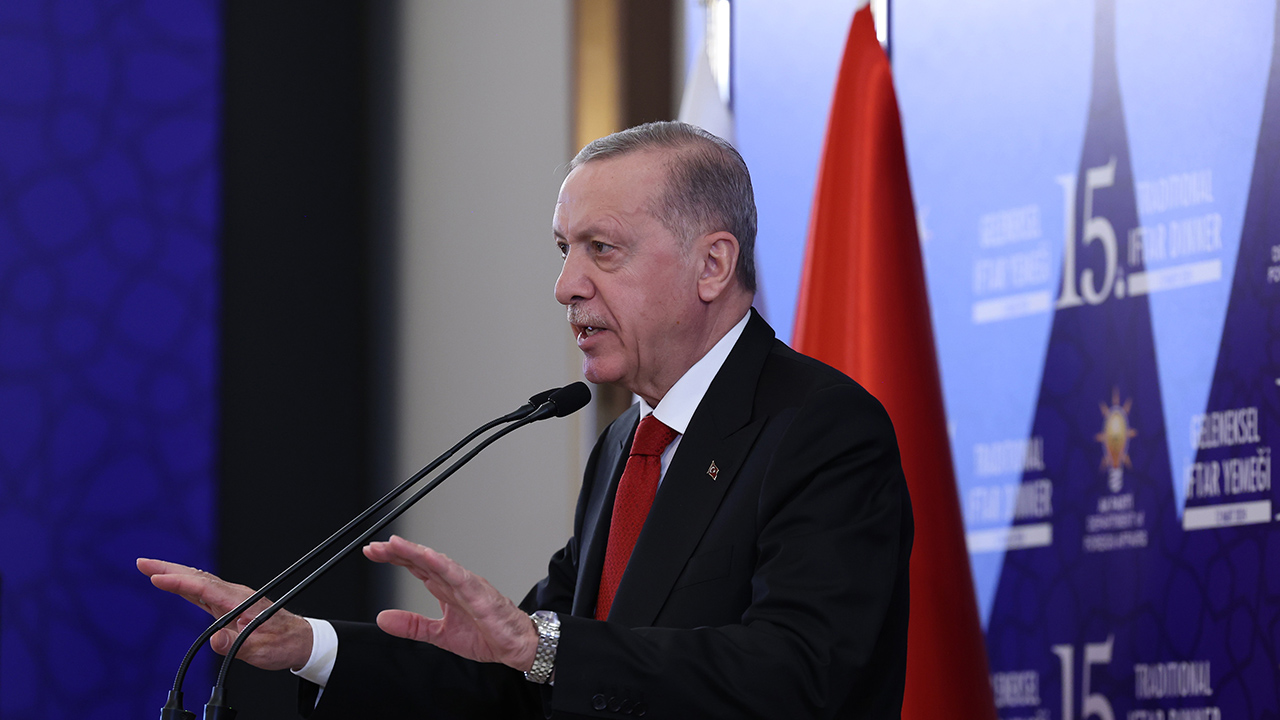 Erdoğan: Seçimlerden sonra Putin'i ağırlayacağız