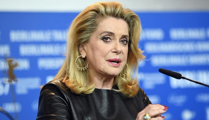 Catherine Deneuve özür diledi