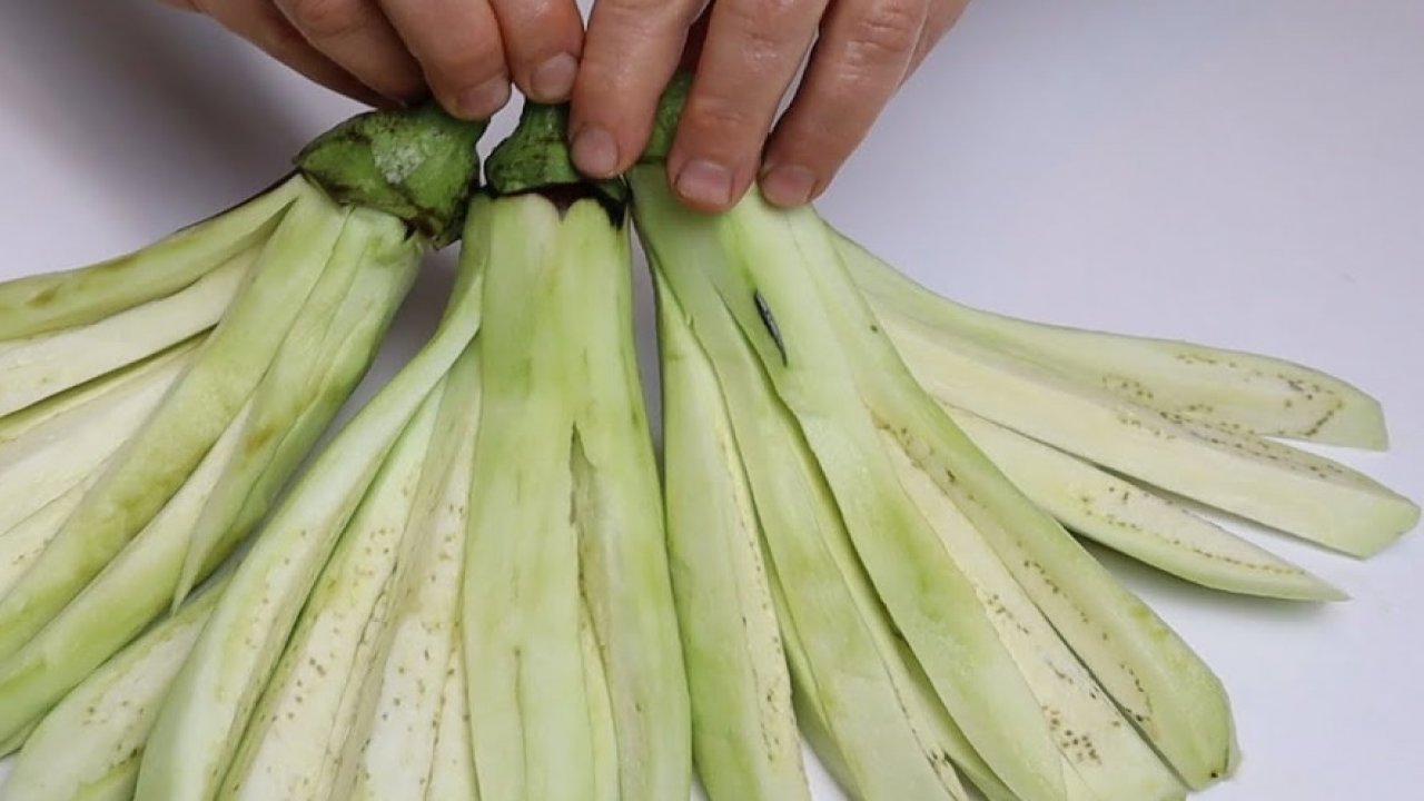 Patlıcan kızartırken bilmeniz gerekenler! Bu 4 teknikle patlıcanlar asla yağ çekmiyor