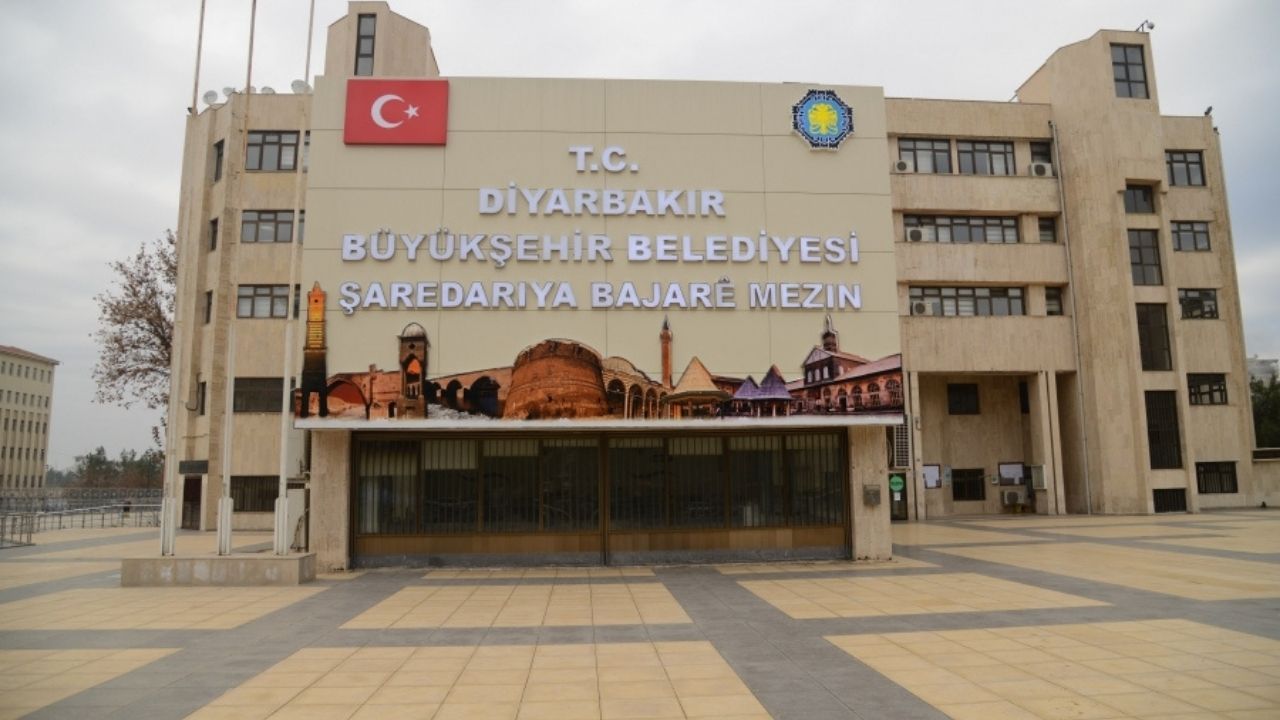Kayyım, Diyarbakır'da mazbata saatine toplantı koydu: 'Alacağınız hiçbir kararı tanımıyoruz'