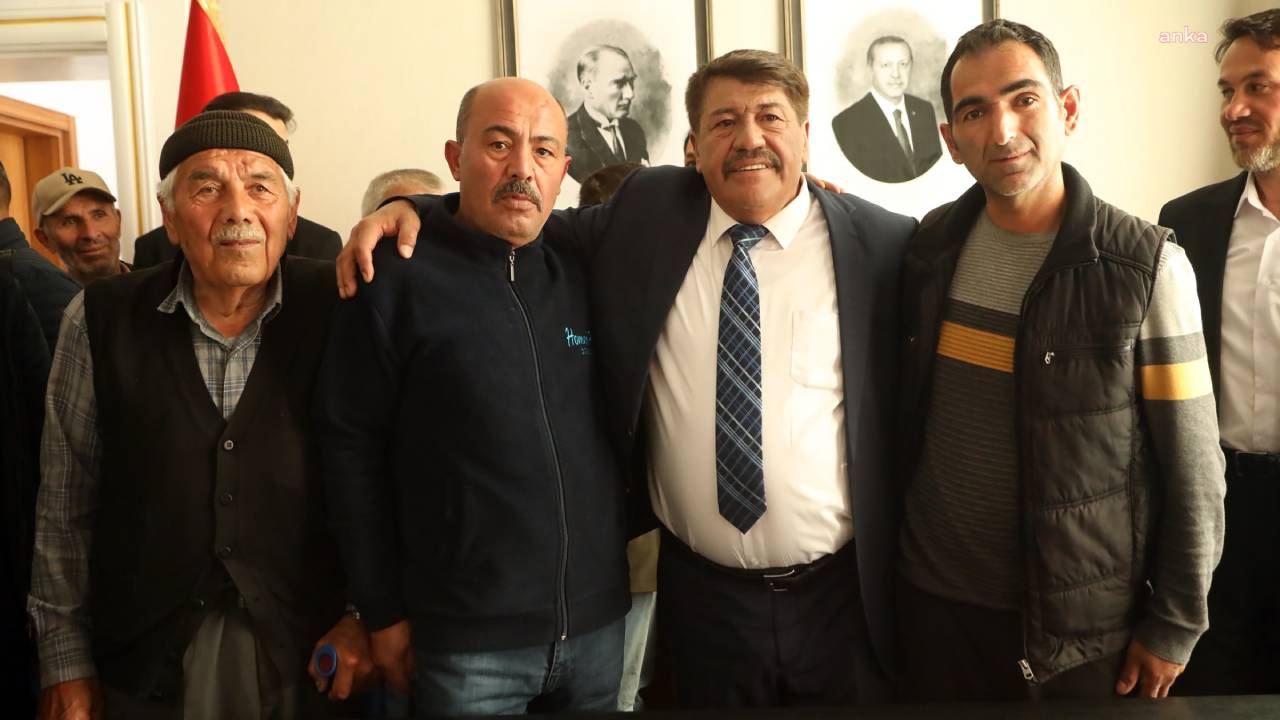 MHP'li başkandan eski AKP'li başkana tepki: Belediyeyi babasının kasası gibi talan etti