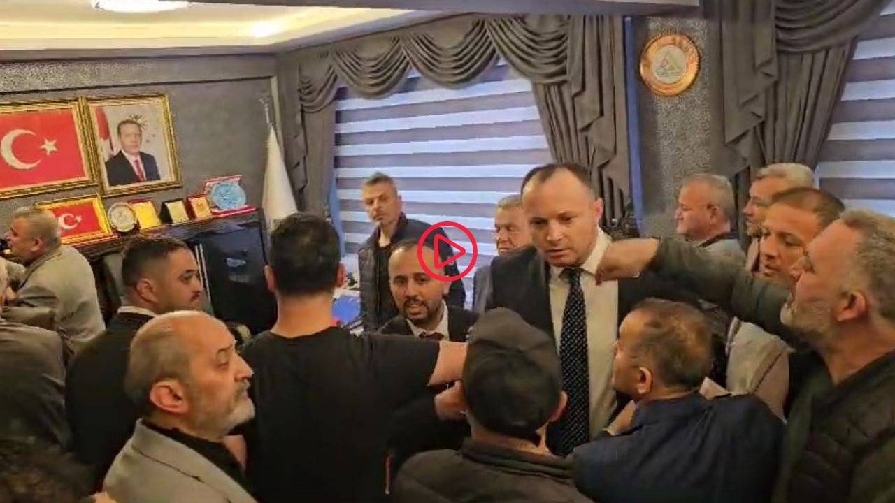 Düzce'de kaybeden YRP'li eski başkan, görev tesliminde MHP'li vekille kavga etti: Sen kimsin