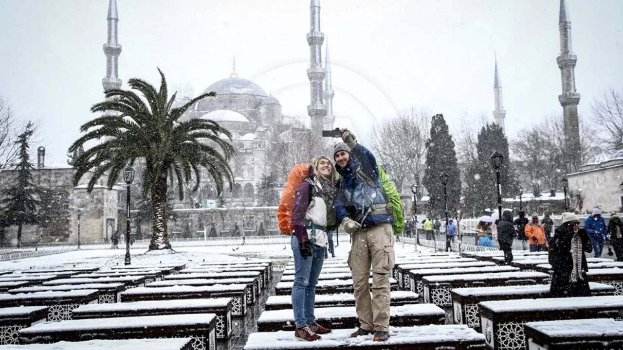 Uzmanlardan kritik yorum: '2030 yılında İstanbul'a kar yağması sürpriz olacak'