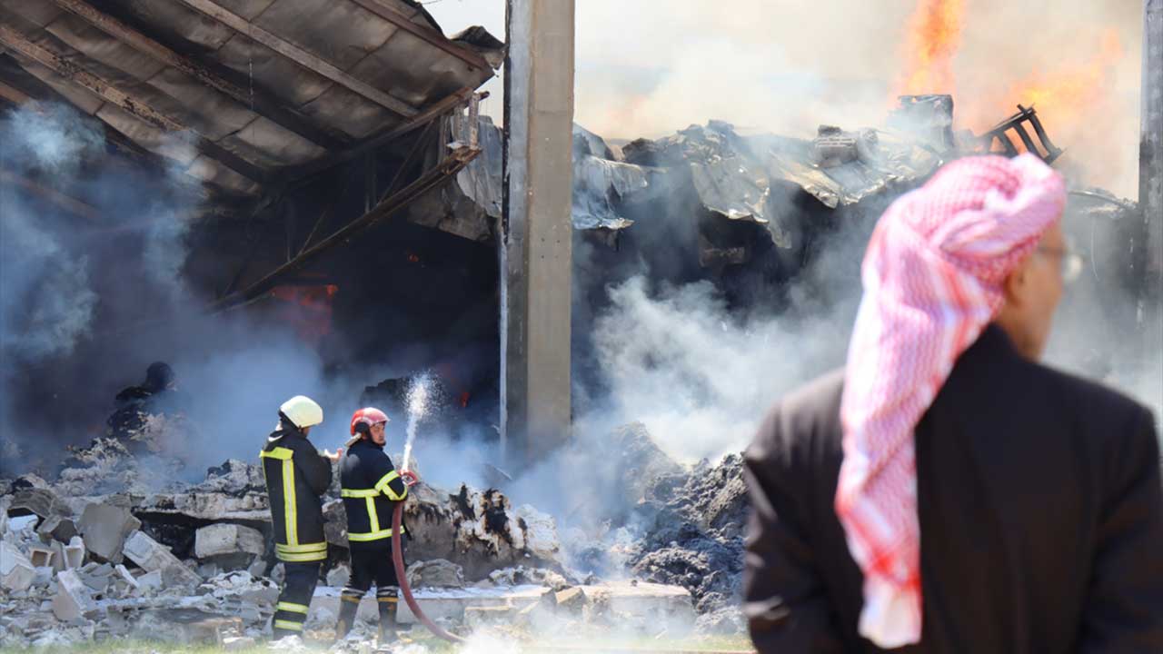 Urfa’da, tekstil fabrikasında yangın