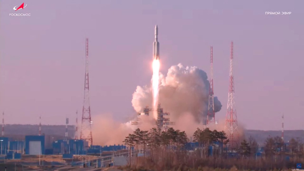 Rusya, Angara-A5 uzay aracını Vostoçniy Uzay Üssü'nden fırlattı