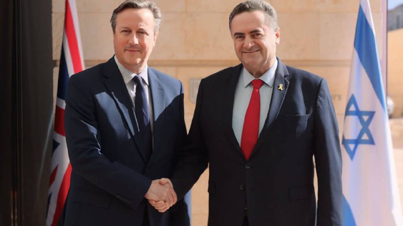 'İsrail'in İran'a misilleme kararı aldığı net' diyen Cameron: Bari mümkün olduğu kadar az şey yapın