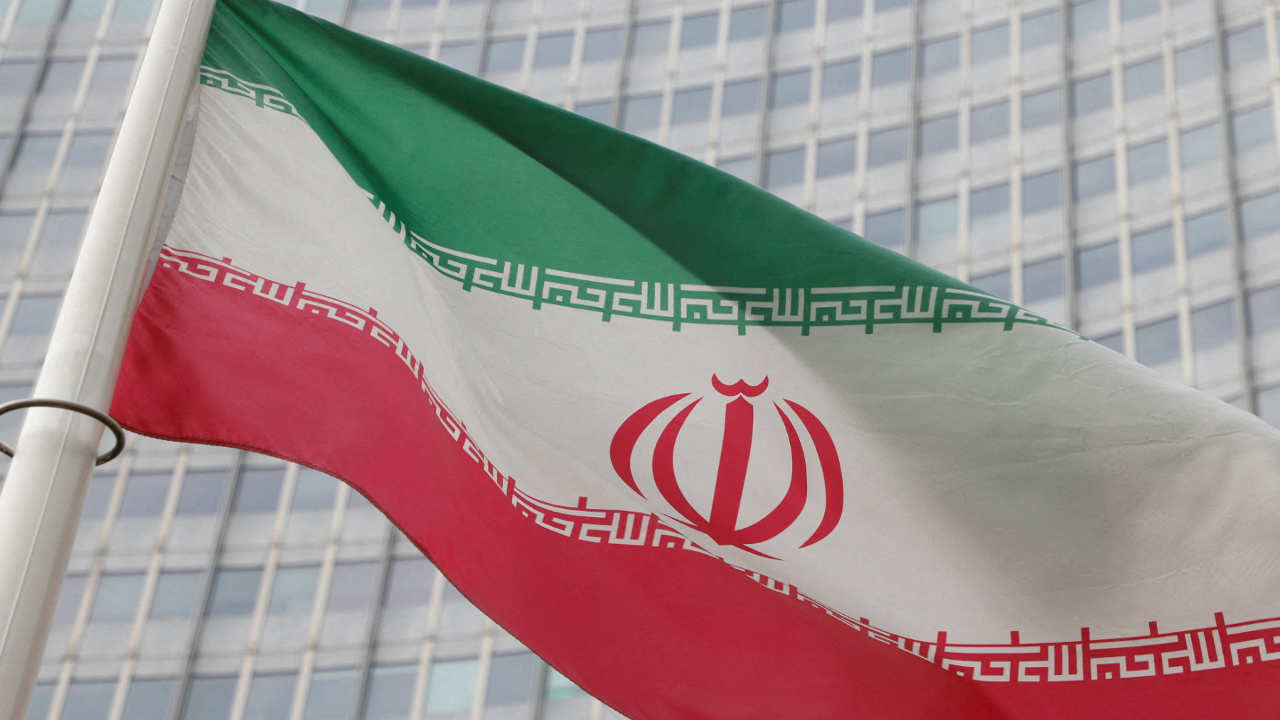 İsrail-İran kapışması sonrası İran'ın Paris Konsolosluğu'nda canlı bomba alarmı