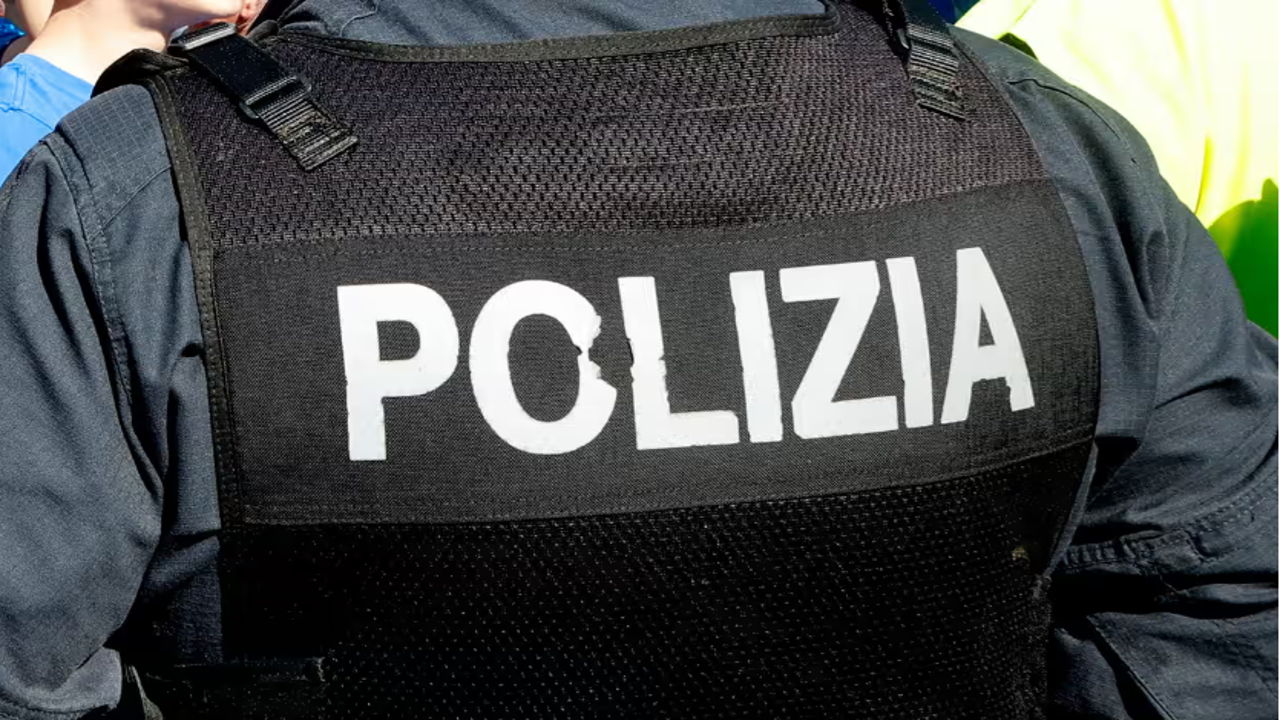 İtalya’da operasyon: Türkiye'den kaçan Suriyeli kızı rehin almakla suçlanan iki kişi gözaltında
