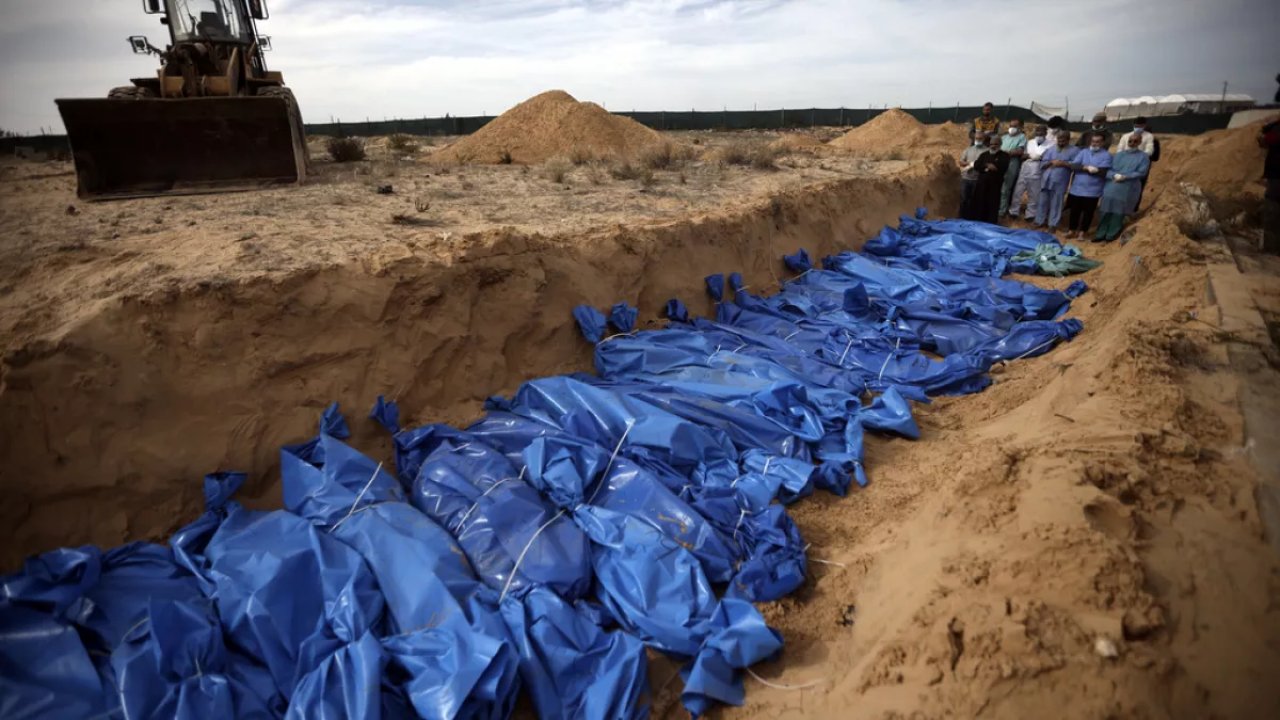 BM: Gazze'deki toplu mezarlar soruşturulmalı