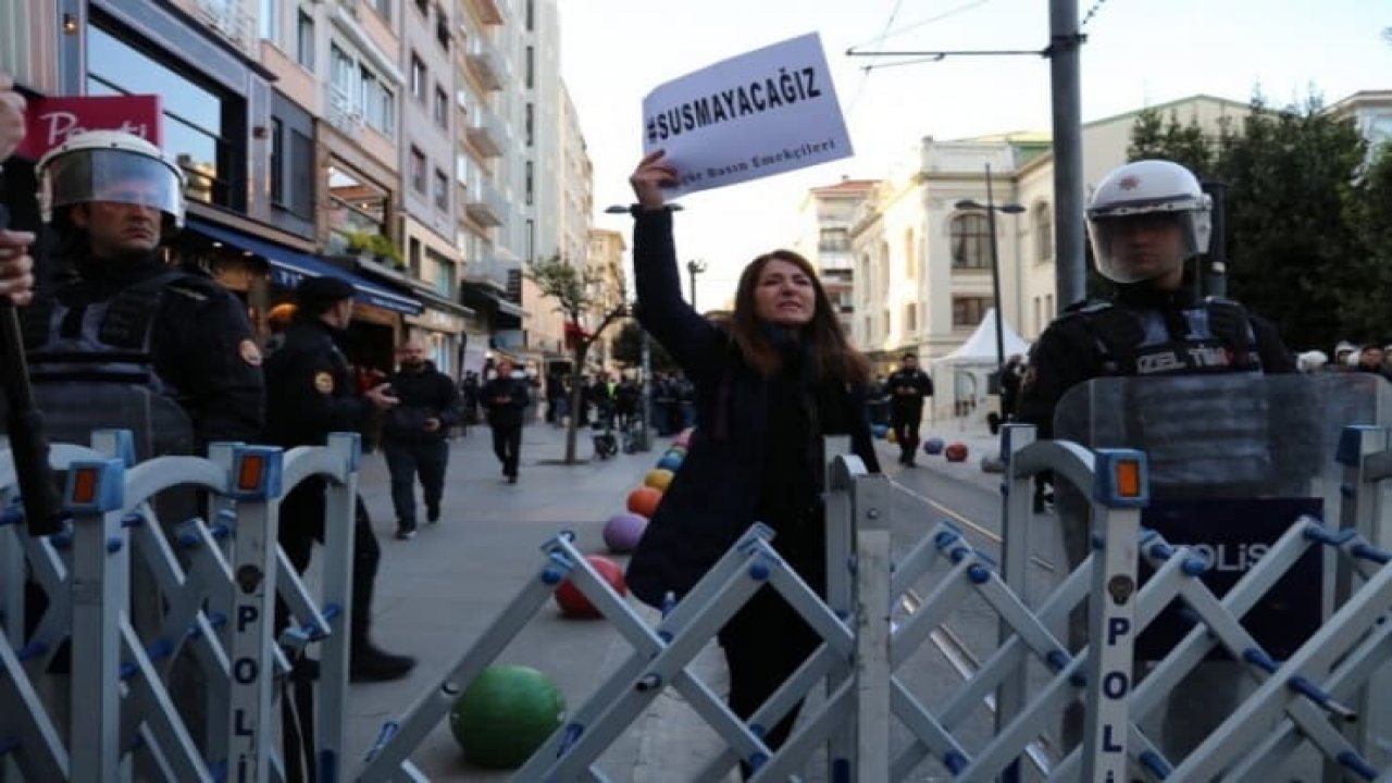 İstanbul ve Ankara'da gazetecilere gözaltı