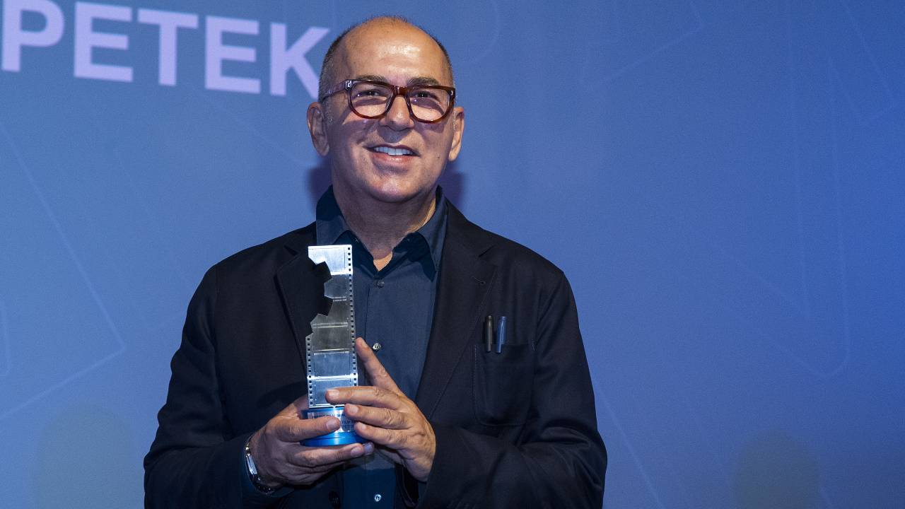 Yönetmen Ferzan Özpetek: Netflix Türkiye filmimi içki var diye almadı
