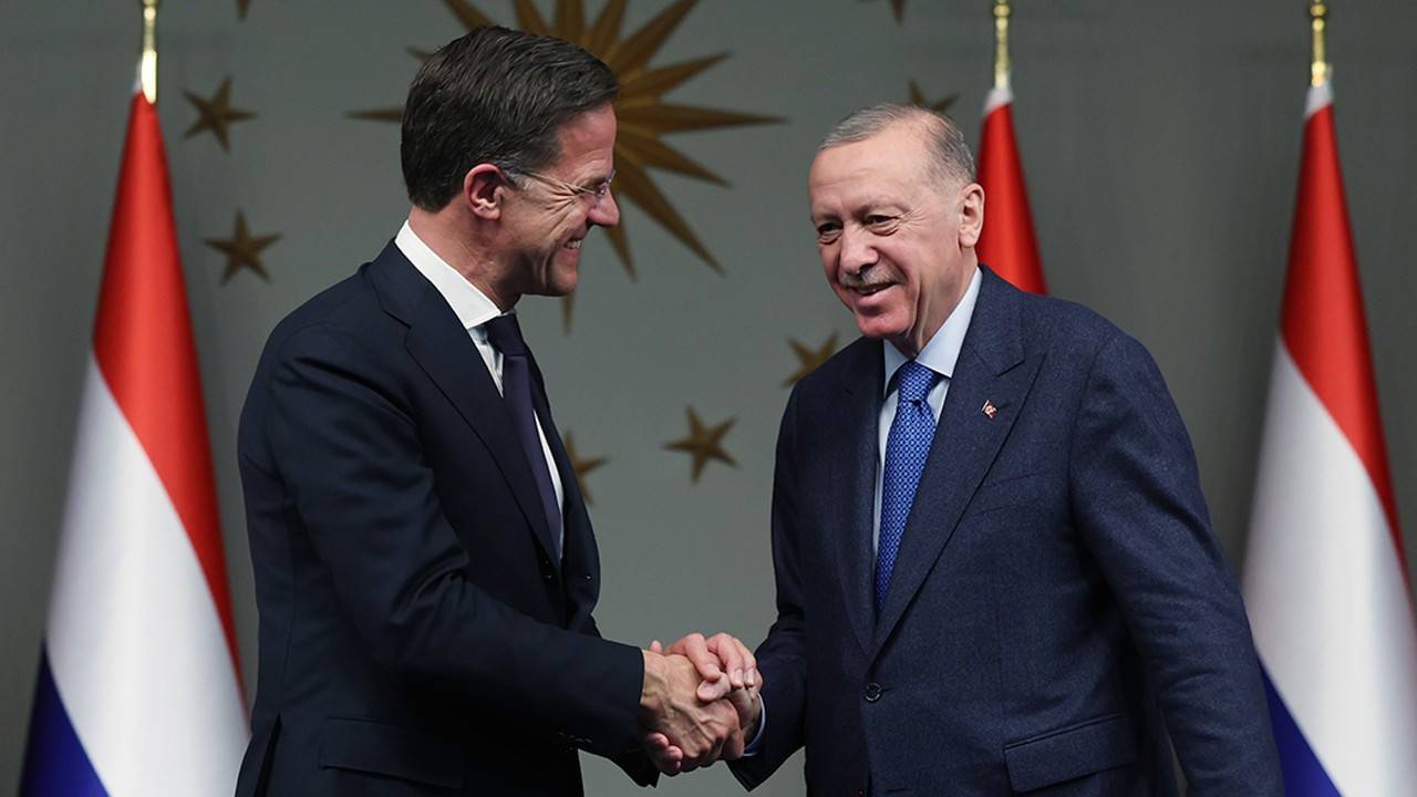 Ankara, Rutte'nin NATO Genel Sekreteri olmasını desteklediğini müttefiklere bildirdi