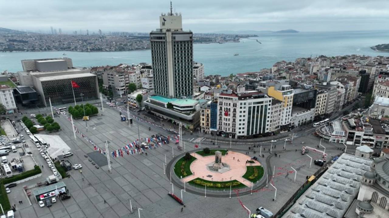 1 Mayıs ablukası altındaki Taksim havadan görüntülendi