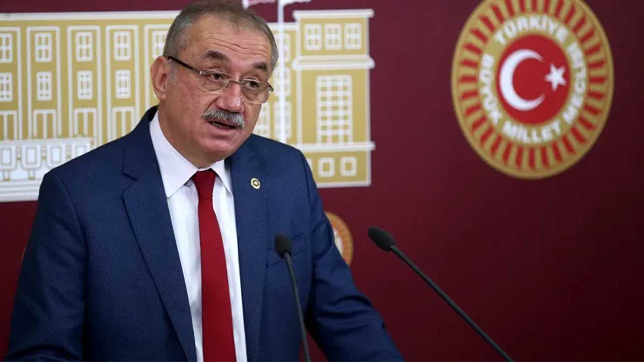 İYİ Parti'nin ilk TBMM Grup Başkanı İsmail Tatlıoğlu, partisinden istifa etti