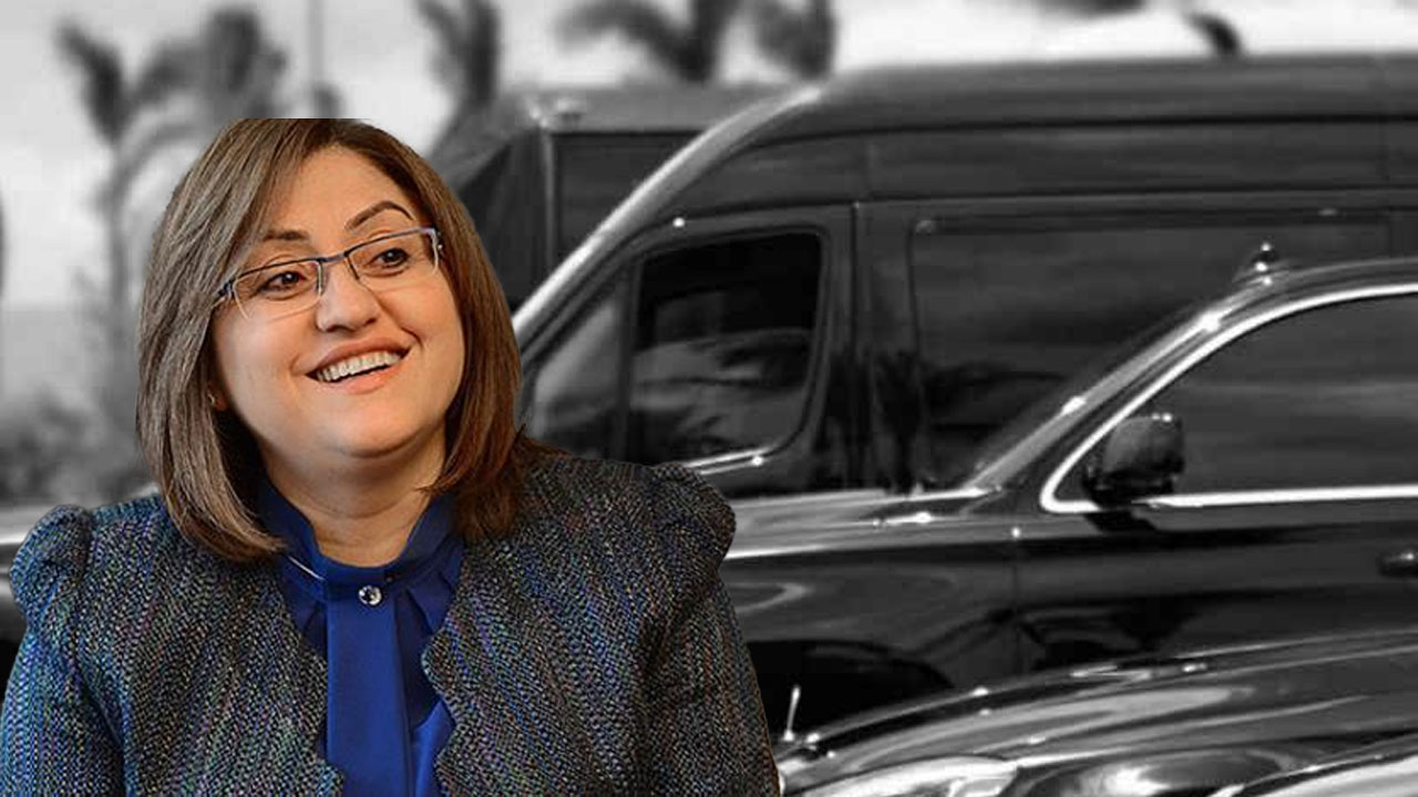 AKP’li belediye başkanı Fatma Şahin, 63 lüks araç kiraladı