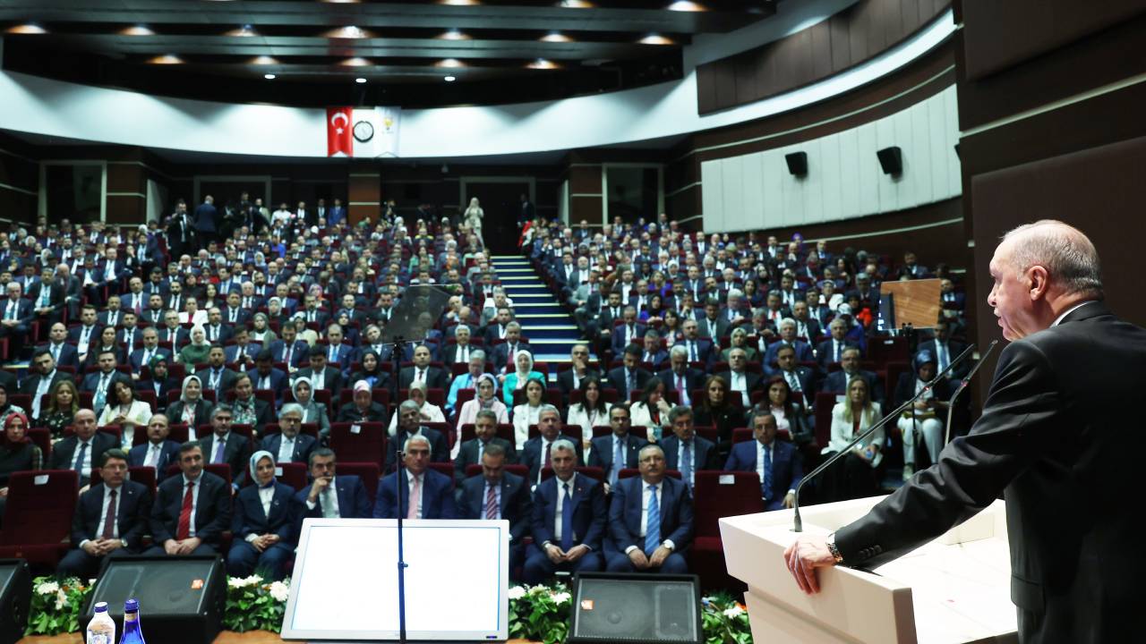 Erdoğan 'Kongre sürecimizi başlatacağız' dedi, yeni isimlere işaret etti