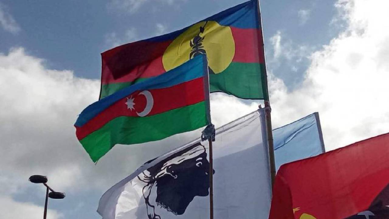 Fransa-Azerbaycan arasında Kafkasya'dan Pasifik'e uzanan ihtilaf: Paris, Bakü'yü Yeni Kaledonya isyanını kışkırtmakla suçladı