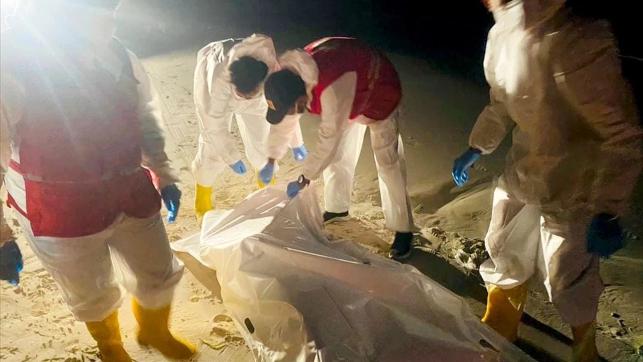 Libya Kızılayı, Sabrata açıklarından bir haftada 10 ceset çıkardı