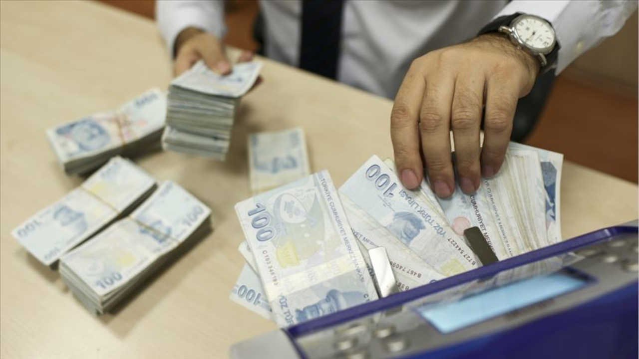 Hazine ve Maliye Bakanlığı 46 milyar lira borçlandı