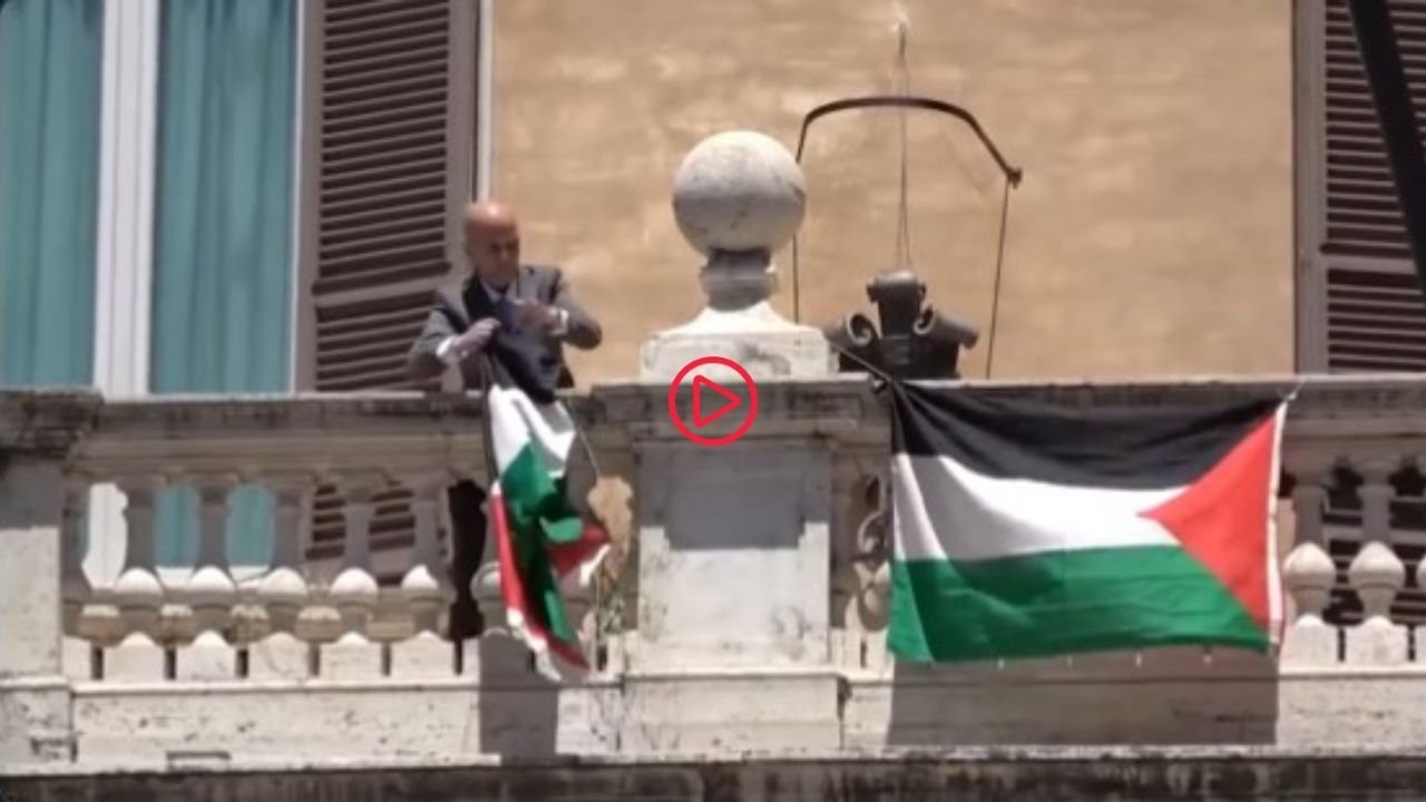 İtalyan siyasetçinin Gazze eylemi: Balkona tırmanarak bayrak astı