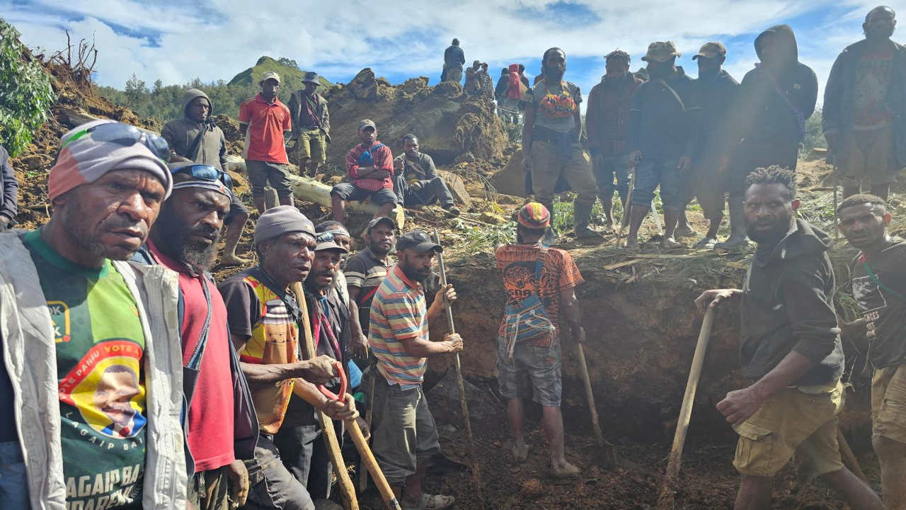 BM: Papua Yeni Gine'deki toprak kaymasında 670 kişi ölmüş olabilir