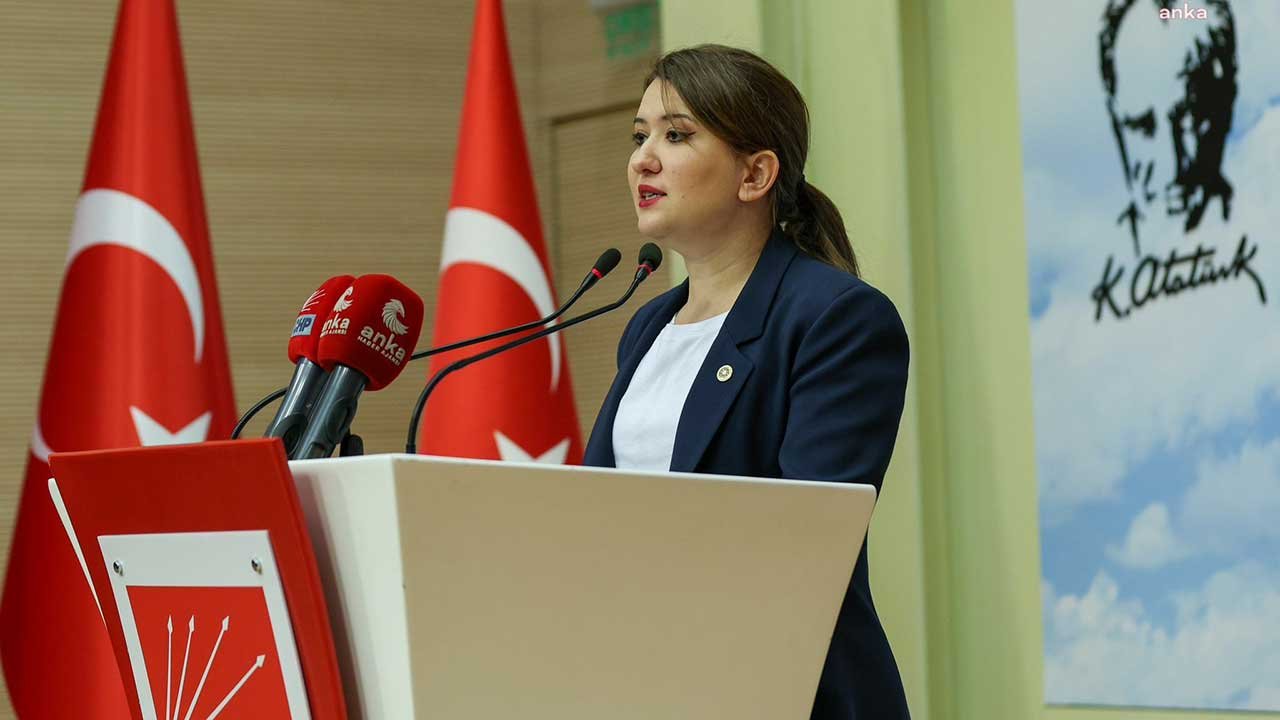 CHP'li Gökçen'den kadının soyadı hakkına dair açıklama: Yeni bir anayasa krizi çıkarmayın