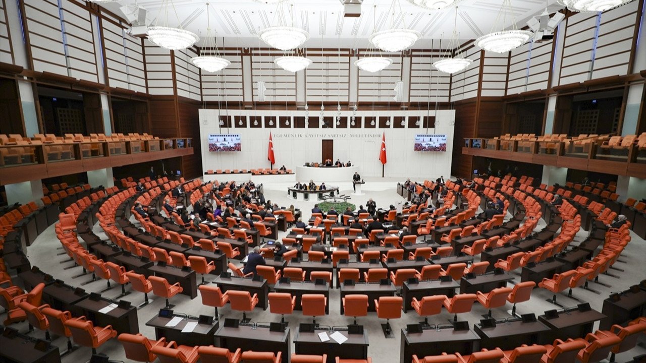 Yeni bakanlar Kurum ve Memişoğlu bugün Meclis'te yemin etti