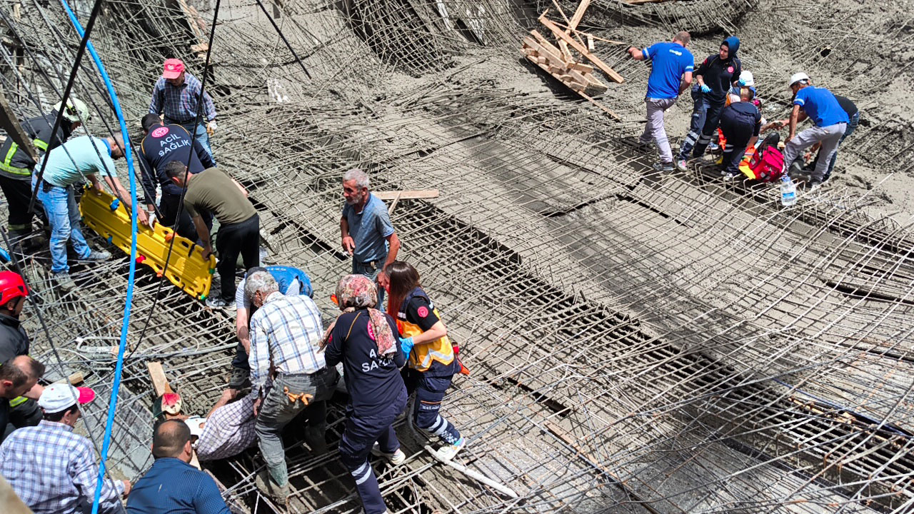 Kütahya’da okul inşaatında kalıplar çöktü: Beş işçi yaralandı