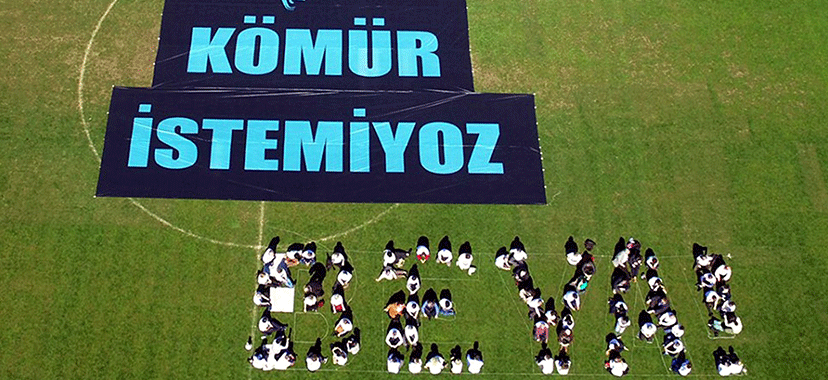 Stadyumda, 'Kömür İstemiyoruz Beya' eylemi