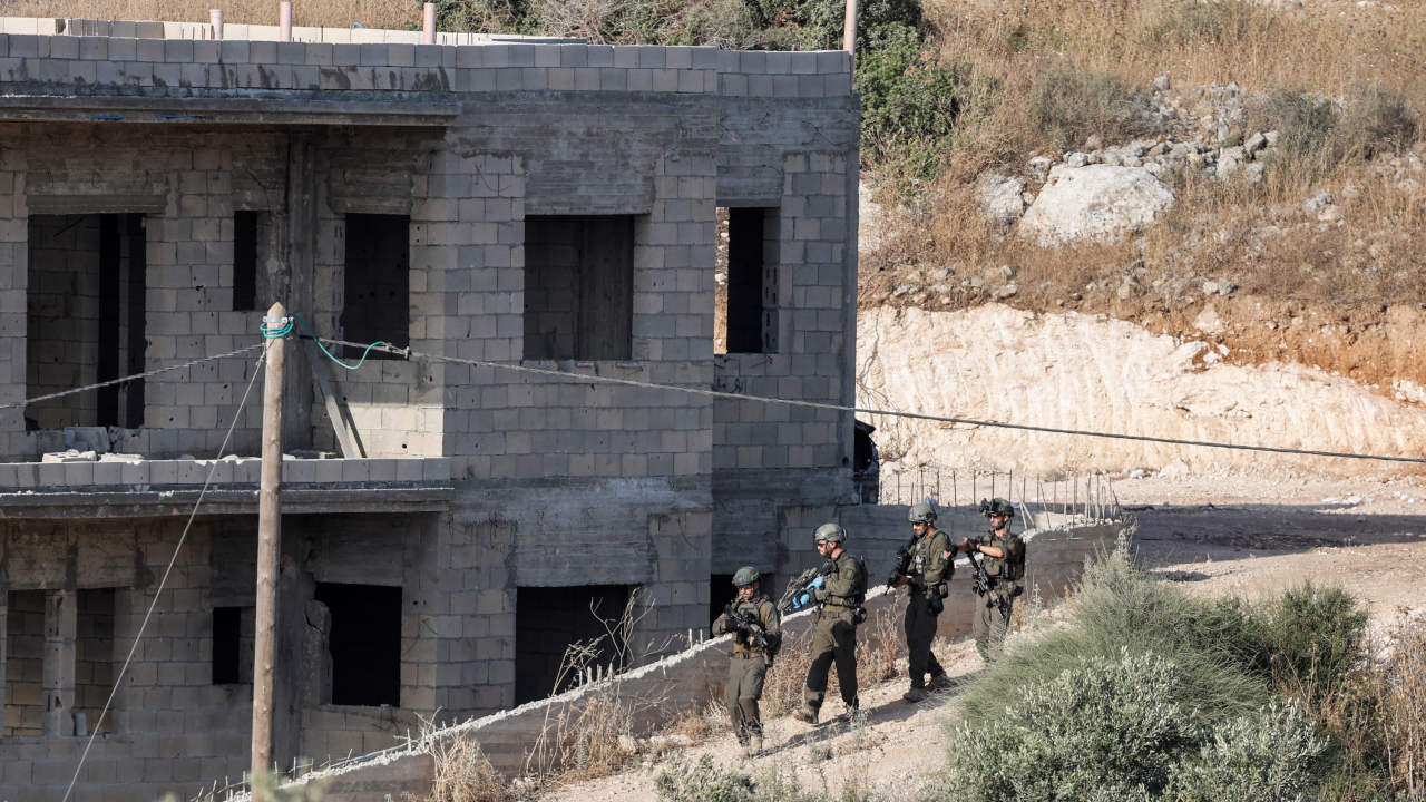 İsrail cezaevlerinde yer kalmadı: Batı Şeria'daki 'gözaltı operasyonları' iptal ediliyor