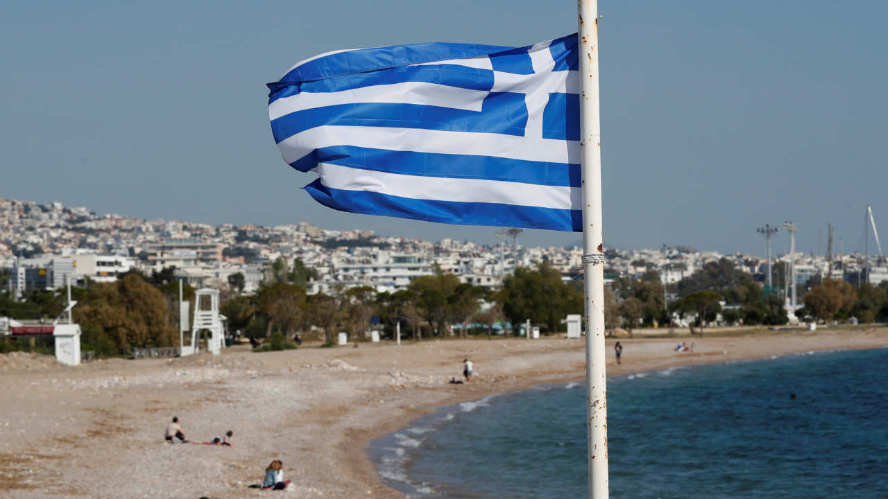 Yunanistan'da sıcaktan ölen turist sayısı altıya yükseldi: 67 yaşındaki Alman, Girit'te ölü bulundu