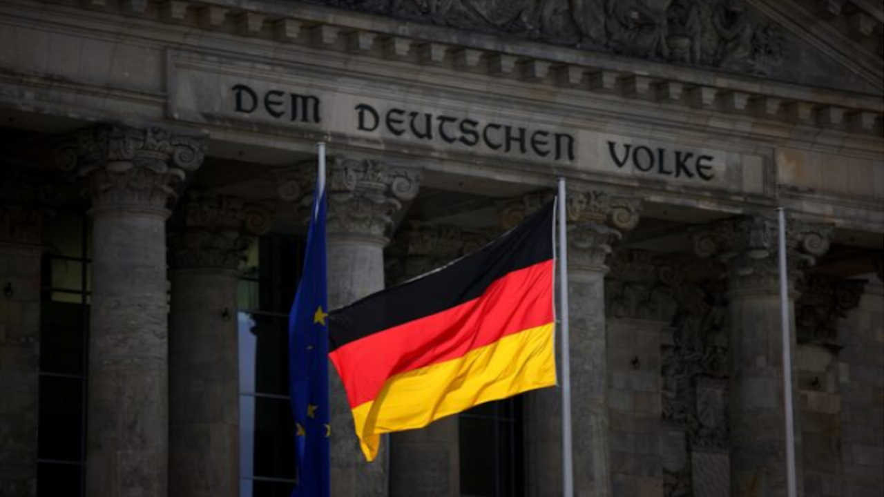 Almanya'da çifte vatandaşlıkta resmi süreç yarın başlıyor
