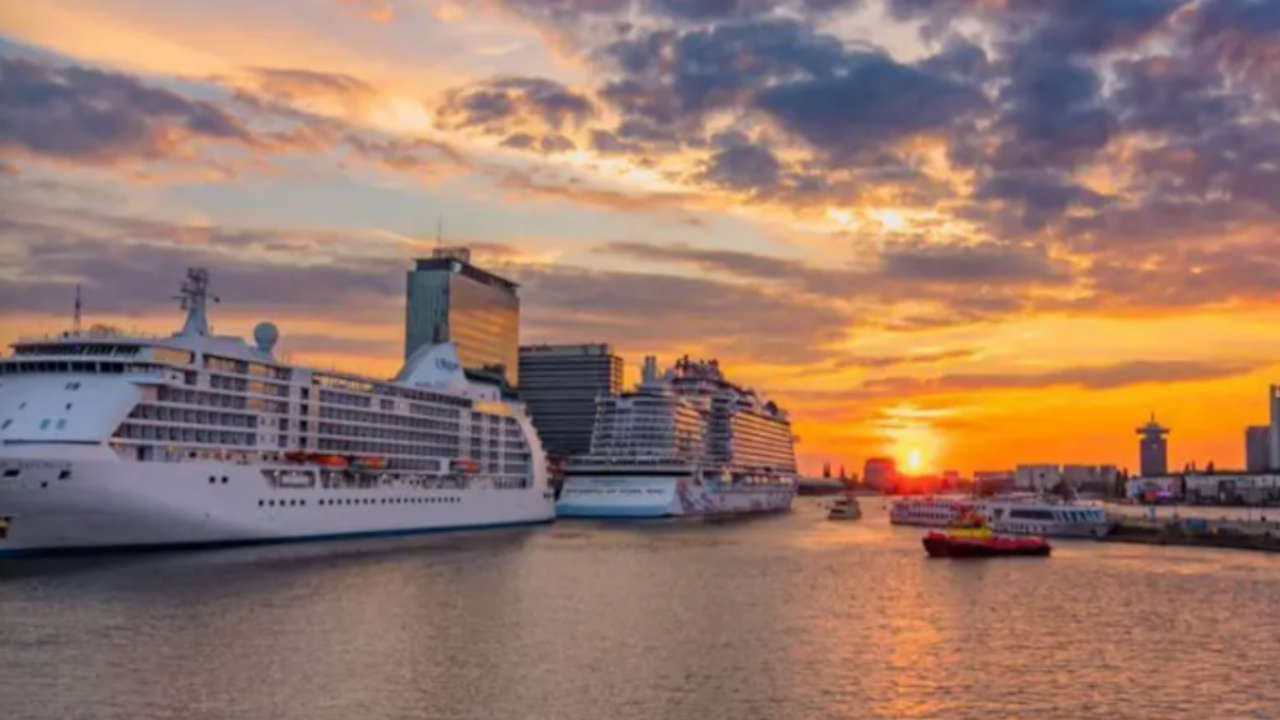 Amsterdam'da ‘turizm kirliliğiyle’ mücadele: Tekne ve yolcu gemileri azaltılacak