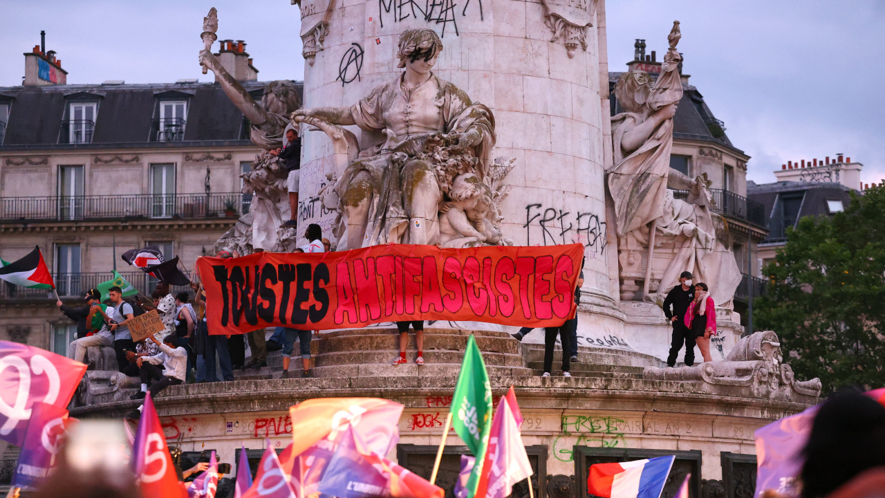 Fransa'da antifaşistler sokakta: Seçim sonrası Paris'te eylem