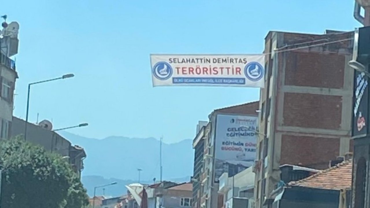 Bursa’da Demirtaş’ı hedef gösteren bir pankart asıldı