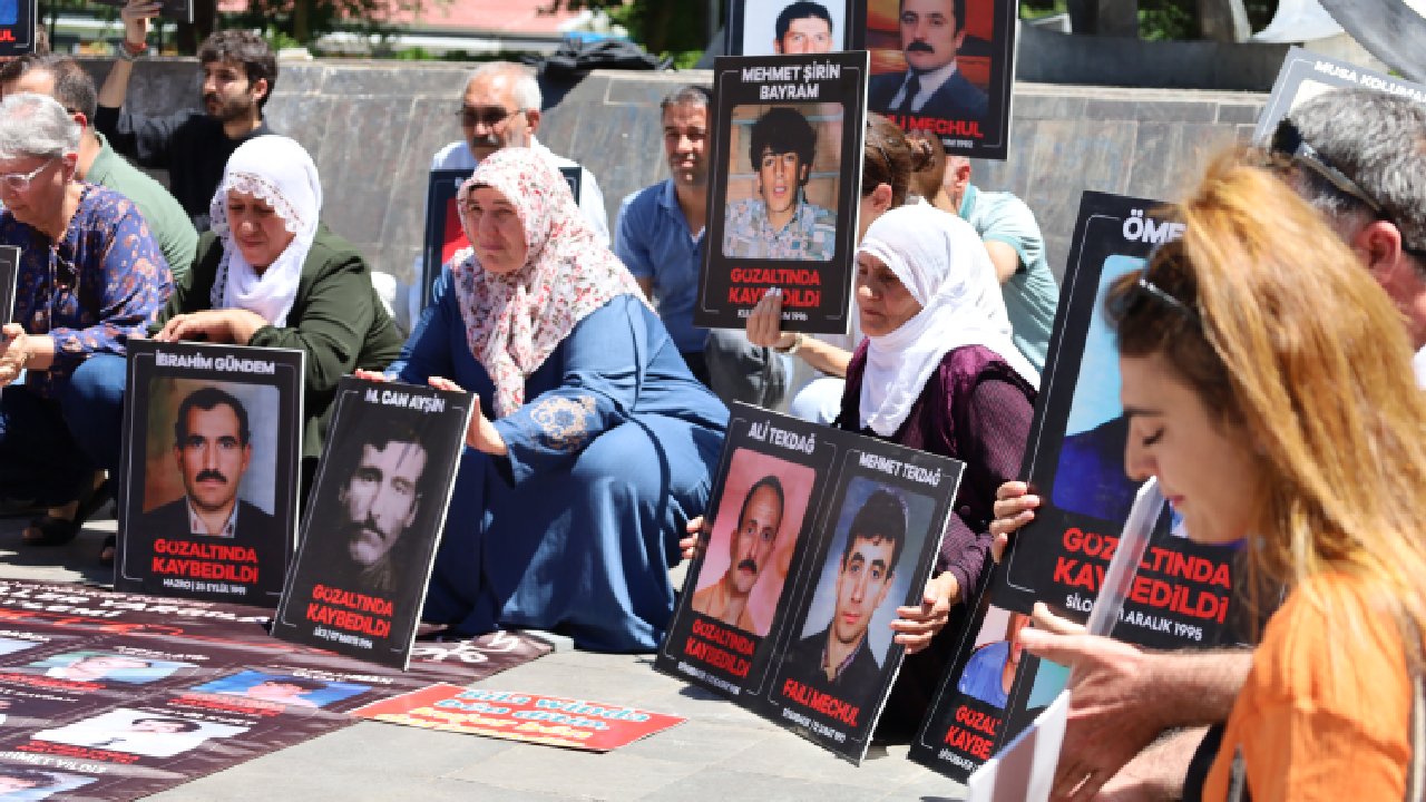 Kayıp yakınları Diyarbakır ve Batman'da Vedat Aydın'ı andı: Failleri biliyoruz