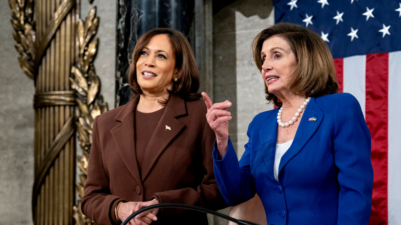 Eski ABD Temsilciler Meclisi Başkanı Pelosi, Harris'e destek verdi