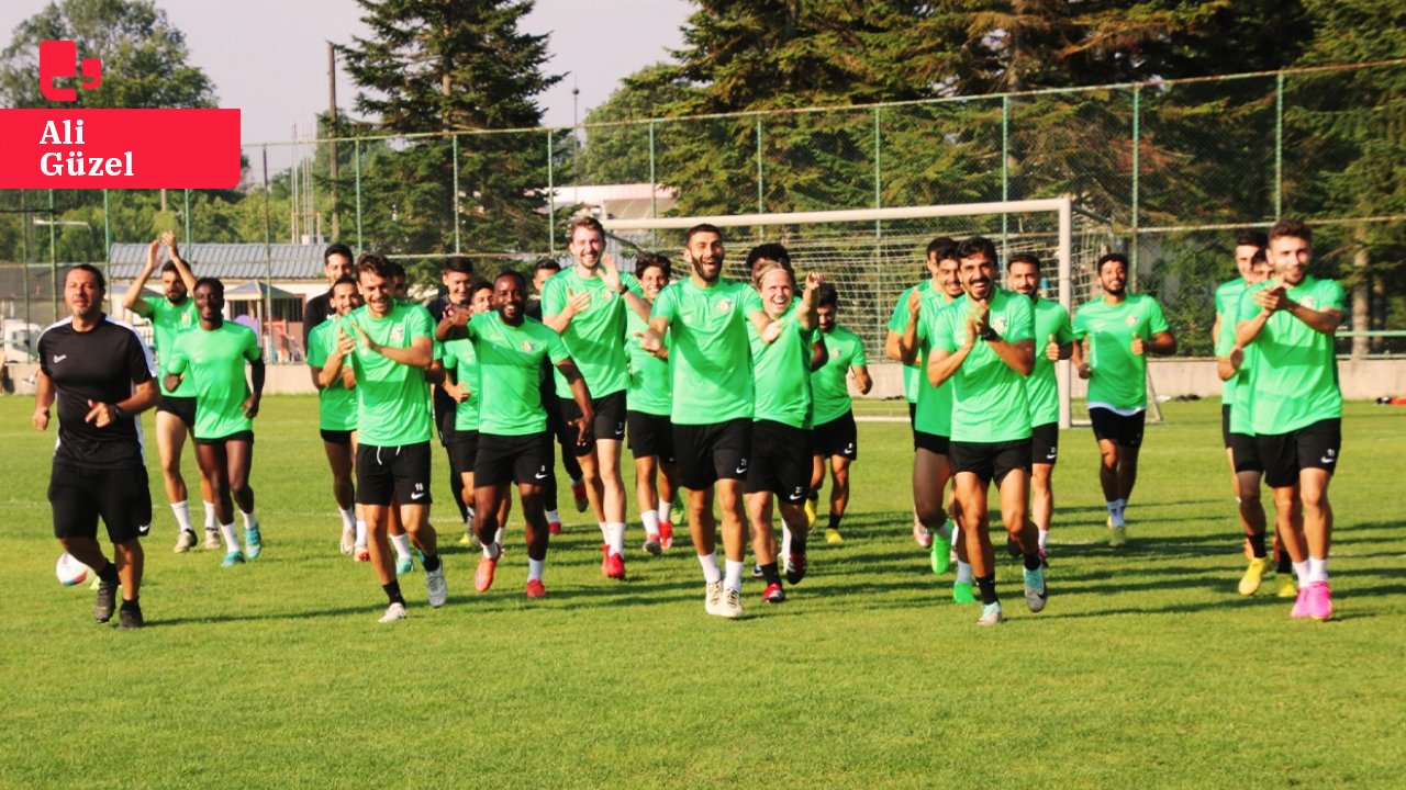 Urfaspor yönetimi kısıtlı bütçeyle 35 günde takımı yeniden kurdu: Başkandan 'takımı sahiplenin' çağrısı